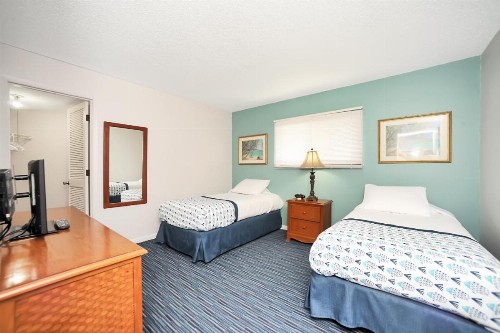 Oceanique Resort by Capital Vacations - image 13