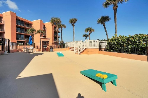 Oceanique Resort by Capital Vacations - image 25