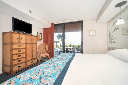 Oceanique Resort by Capital Vacations - image 4