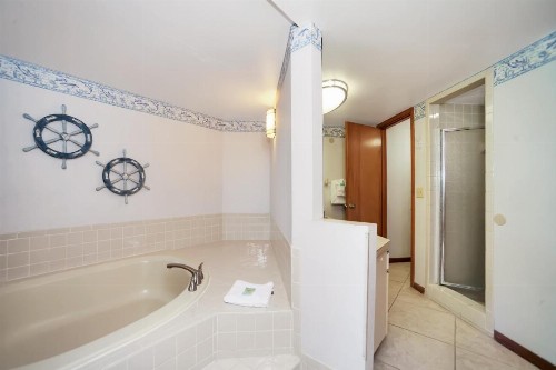Oceanique Resort by Capital Vacations - image 9
