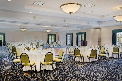 Holiday Inn Hotel & Suites Clearwater Beach South Harbourside an IHG Hotel - image 39