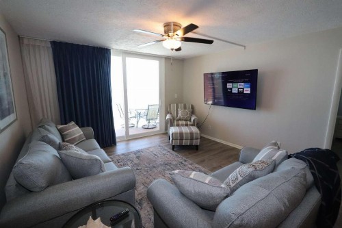 Sandcastle Penthouse #3 - image 9
