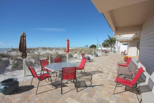 2 Pipers Nest - image 25
