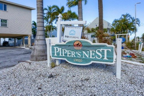 2 Pipers Nest - image 29