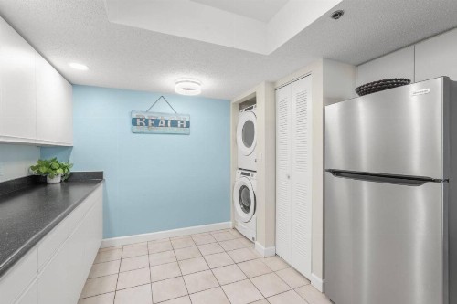 104 Hamilton House - image 32