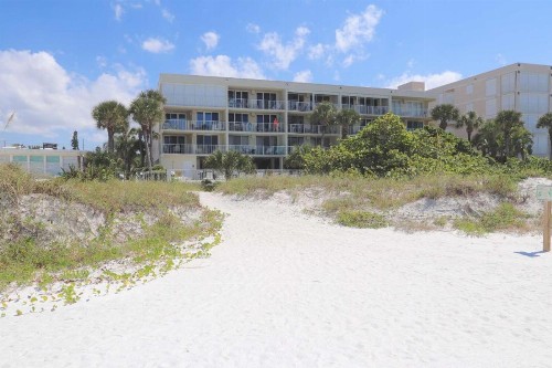 104 Hamilton House - image 4