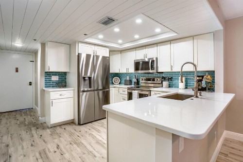707 Sandcastle One - image 31