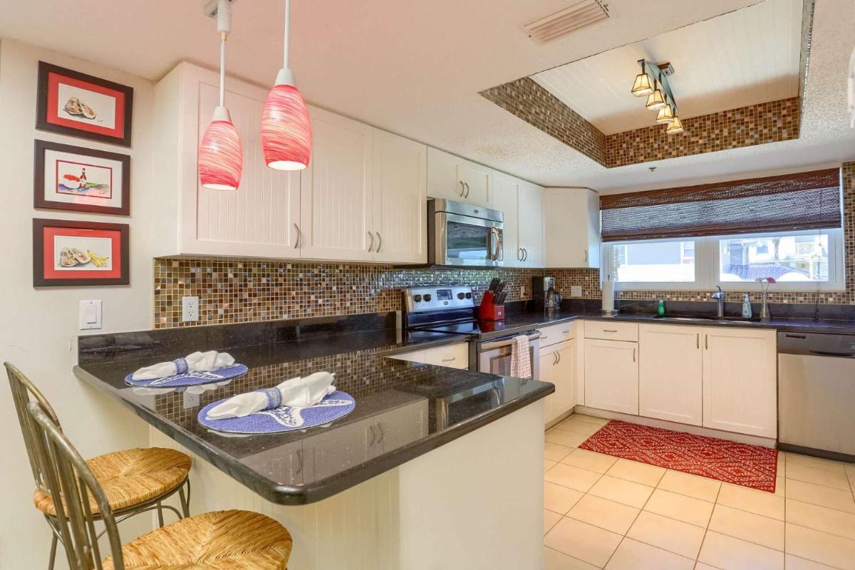 105 Hamilton House - image 4