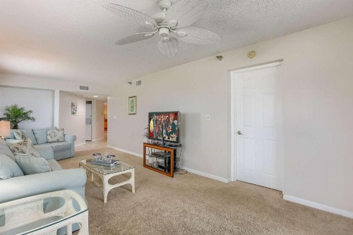 105 Hamilton House - image 5