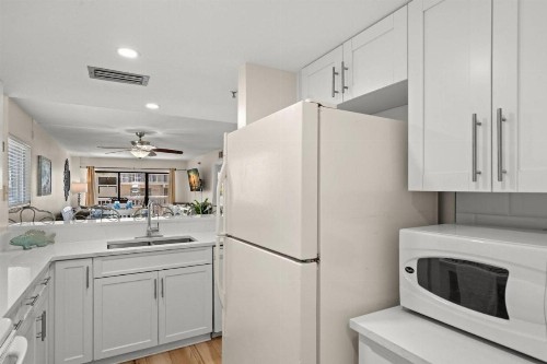 102 Waterview - image 25
