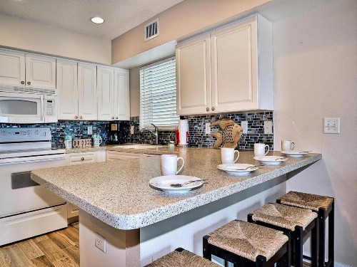 Beachside Hideout Unit K - image 7