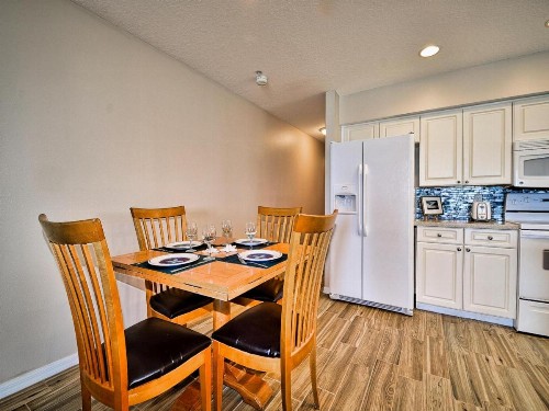 Beachside Hideout Unit K - image 8