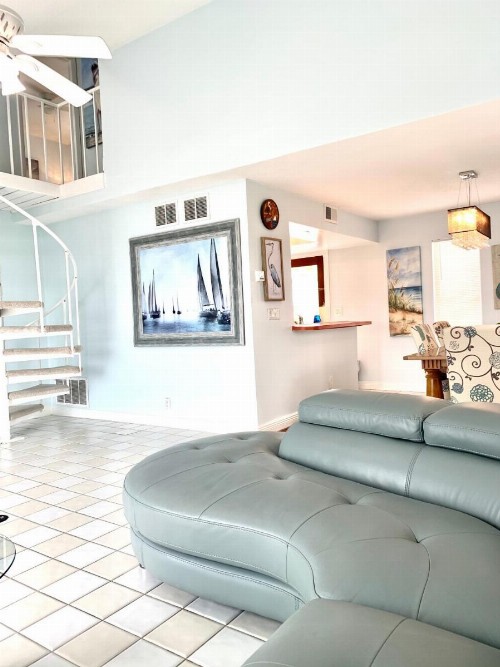 Beach House - image 13