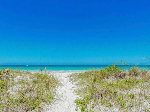Beach House - image 41