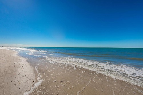 Beach House - image 43