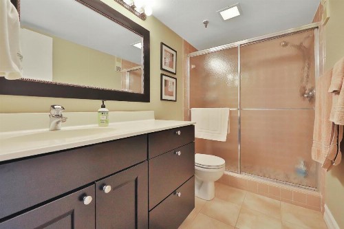 Golden Shores 603 - image 10