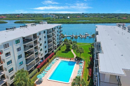Golden Shores 603 - image 11
