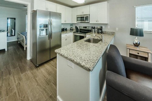 The New Hotel Collection Beachfront - image 6