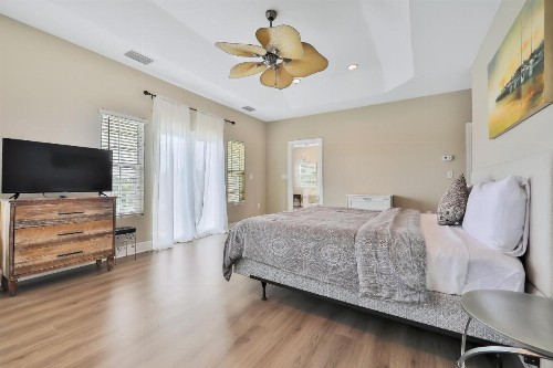 Intercoastal Waterfront Retreat - image 12