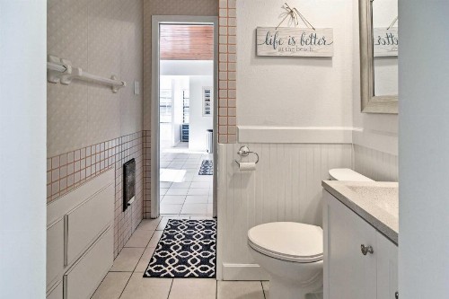 Indian Shores Cottage with Cabana - Steps to Beach! - image 7
