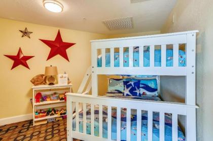 Harbourside 5518 - NEW! Free Waterpark passes steps to beach! - image 14