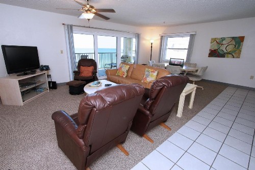 Holiday Villas III - 606 by Florida Lifestyle Vacation Rentals - image 2