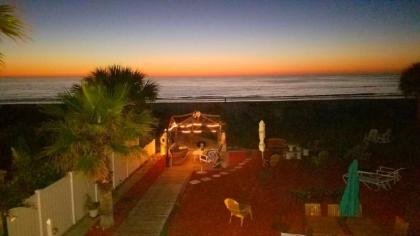 Sun N Fun Beachfront Vacation Rentals - image 5