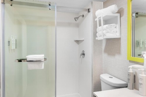 Hampton Inn Indianapolis Northeast/Castleton - image 16