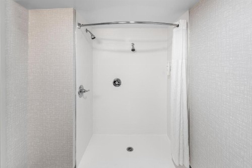 Hampton Inn Indianapolis Northeast/Castleton - image 20