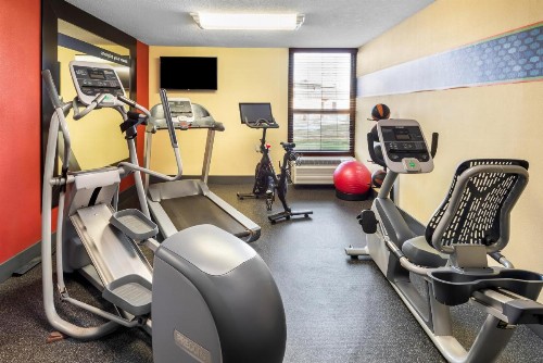 Hampton Inn Indianapolis Northeast/Castleton - image 38