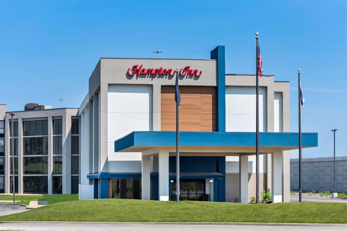 Hampton Inn Indianapolis Northeast/Castleton - image 4