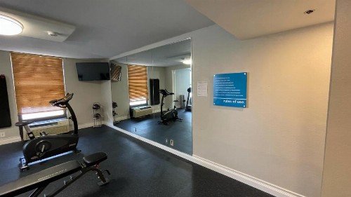 Sleep Inn - image 16