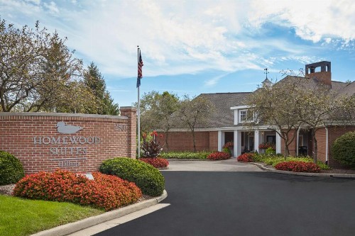 Homewood Suites by Hilton Indianapolis At The Crossing - image 3