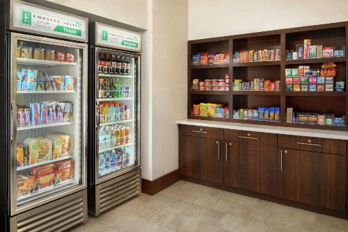 Embassy Suites Indianapolis Downtown - image 10