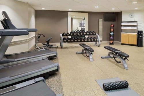 Embassy Suites Indianapolis Downtown - image 16