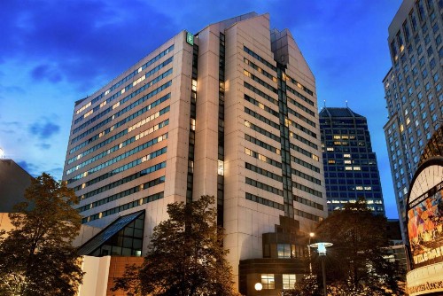 Embassy Suites Indianapolis Downtown - image 2