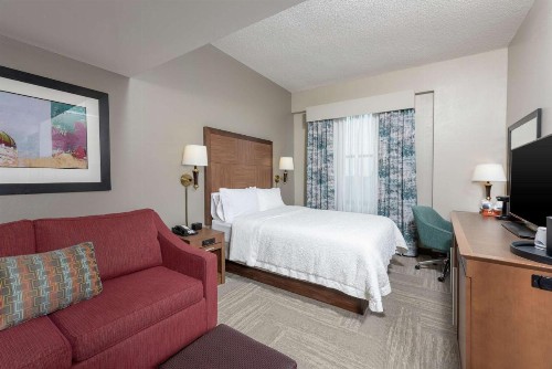 Hampton Inn Indianapolis Downtown Across from Circle Centre - image 20