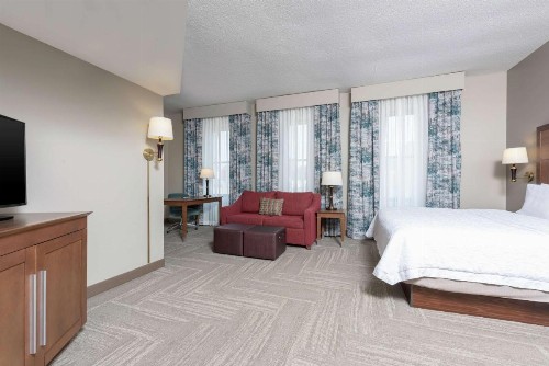Hampton Inn Indianapolis Downtown Across from Circle Centre - image 29