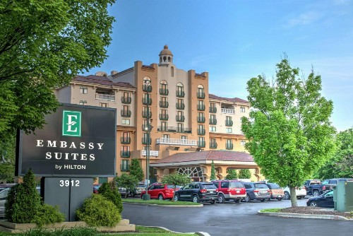 Embassy Suites Indianapolis North - image 1