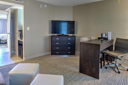 Embassy Suites Indianapolis North - image 11