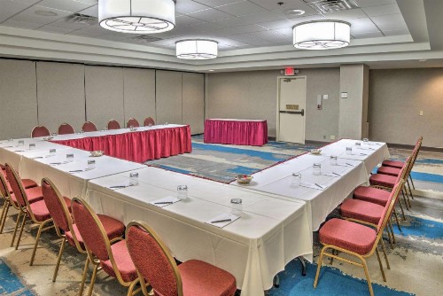 Embassy Suites Indianapolis North - image 13