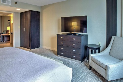 Embassy Suites Indianapolis North - image 14
