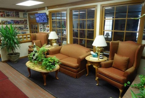 Indy Speedway Inn - image 7