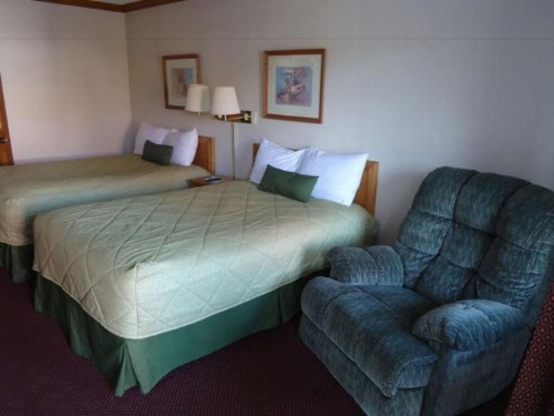 Indy Speedway Inn - image 9