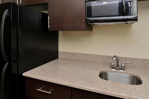 Holiday Inn Express Hotel & Suites Indianapolis W - Airport Area an IHG Hotel - image 11