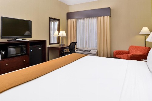 Holiday Inn Express Hotel & Suites Indianapolis W - Airport Area an IHG Hotel - image 12