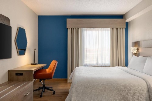 Holiday Inn Express Hotel & Suites Indianapolis W - Airport Area an IHG Hotel - image 23