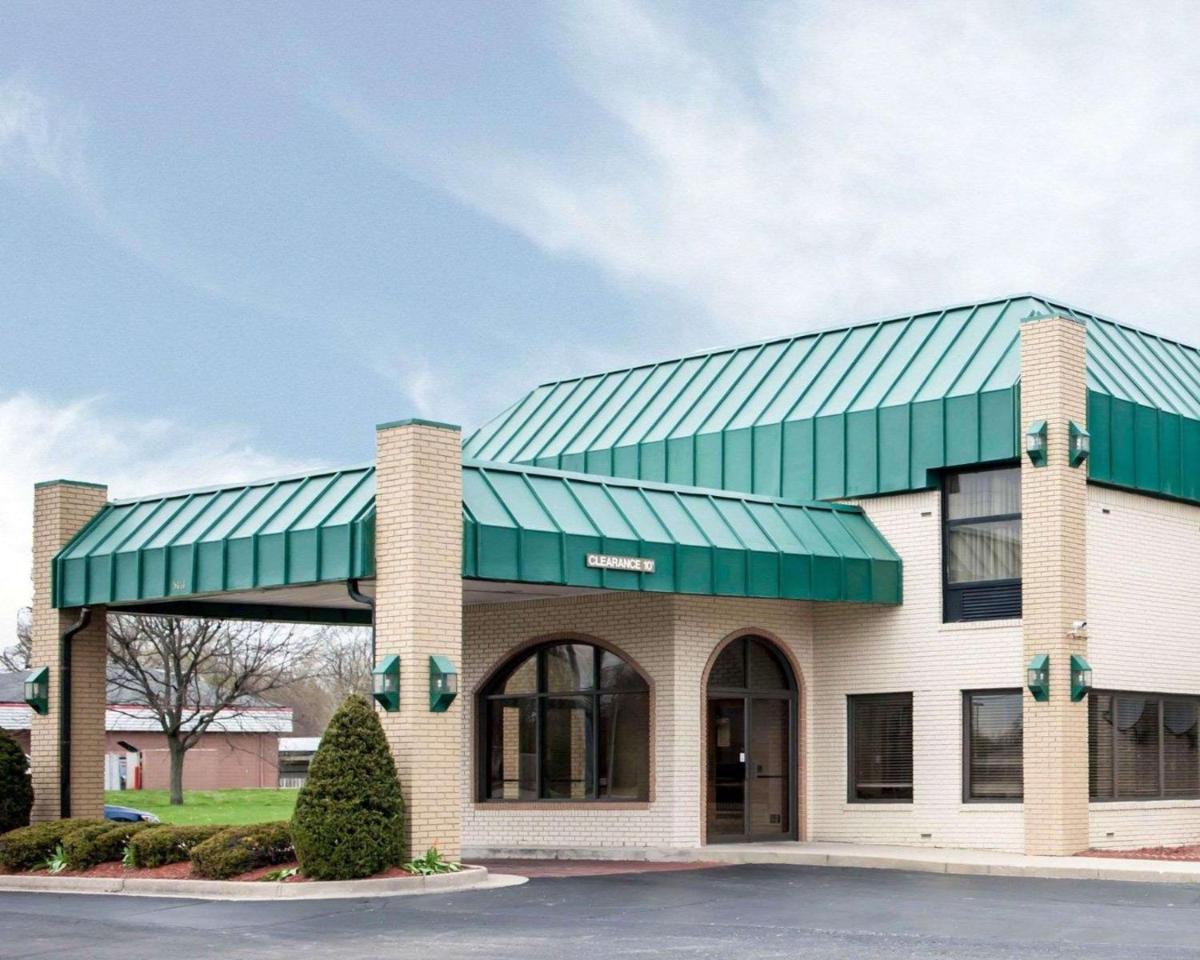 Quality Inn And Suites Indianapolis - image 2