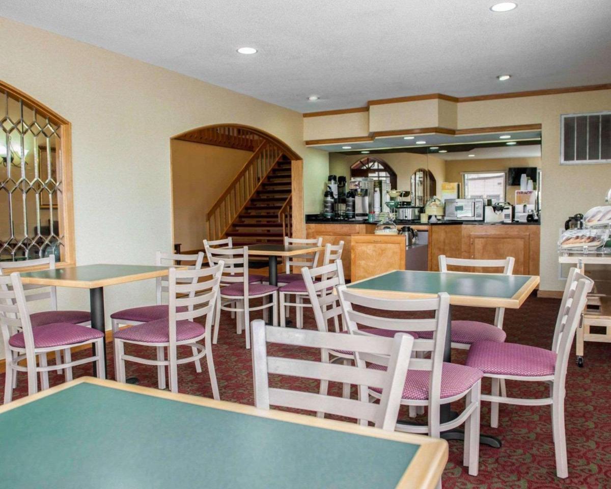 Quality Inn And Suites Indianapolis - image 5
