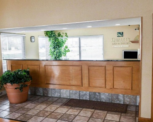 Quality Inn And Suites Indianapolis - image 6